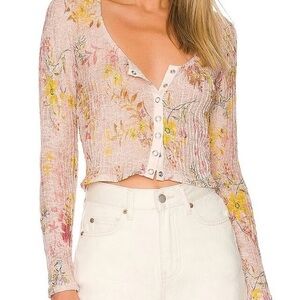 We The Free Pink Floral Button-Front Cropped Shirt